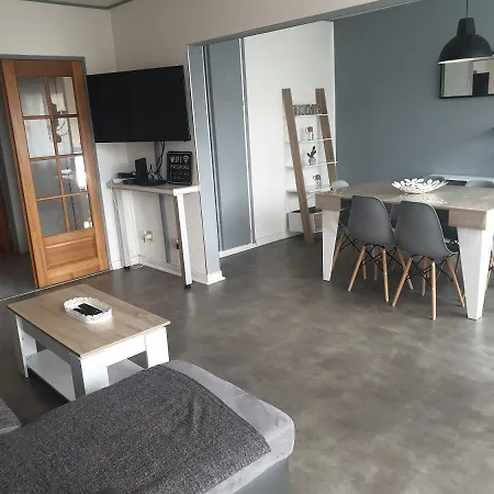 Apartment Mulhouse,grand Cosy&lumineux, 78m2 , Pour 5 Personnes *