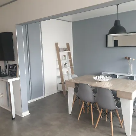 Mulhouse,grand Cosy&lumineux, 78m2 , Pour 5 Personnes